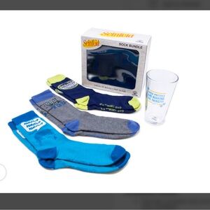Seinfeld gift set with 3 pair socks and a glass pint glass New in box